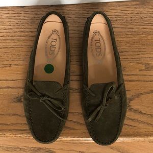 Tod’s Driving Shoe in Olive Green Suede